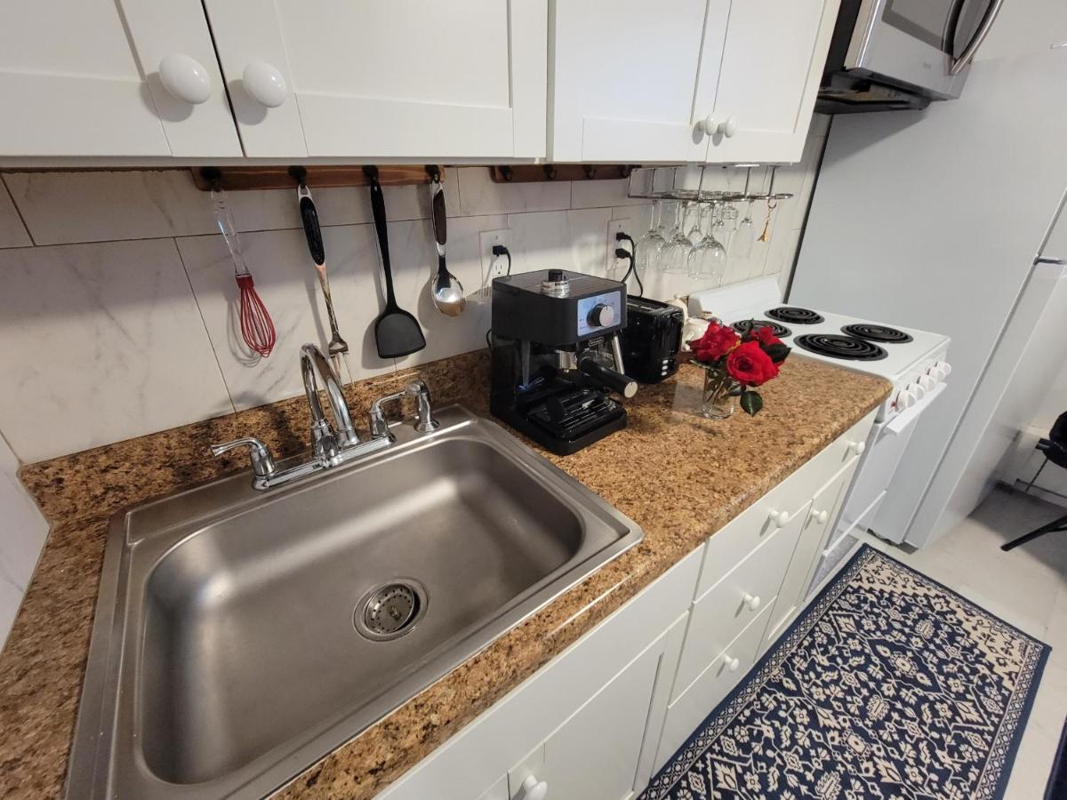 Comfy And Chic Boston Apartment! Free Parking Exterior photo