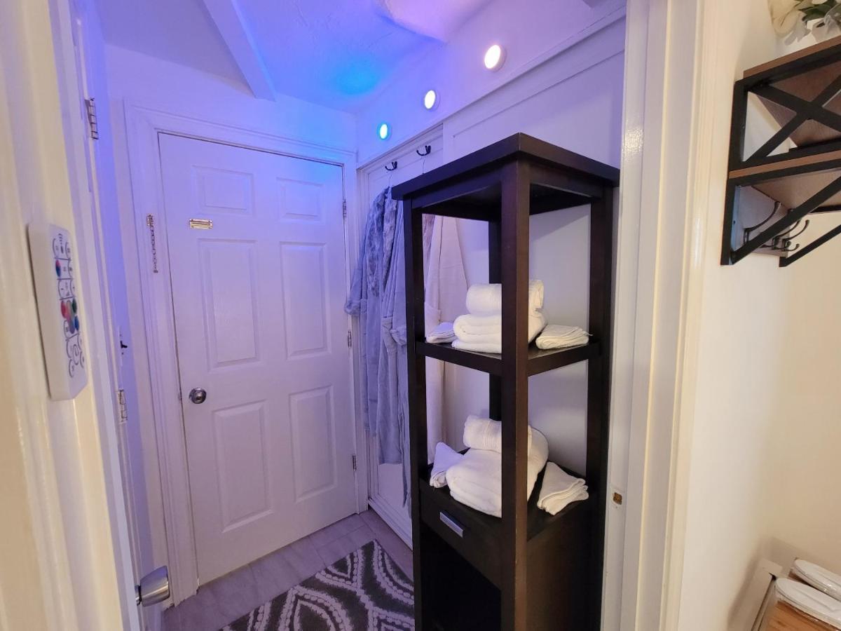 Comfy And Chic Boston Apartment! Free Parking Exterior photo